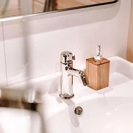 Lesna Polana * 쿠젱트니크