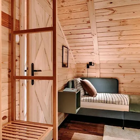 Leśna Polana * Kurzetnik