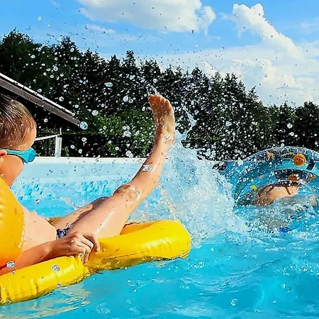 Lesna Polana 홀리데이파크 쿠젱트니크